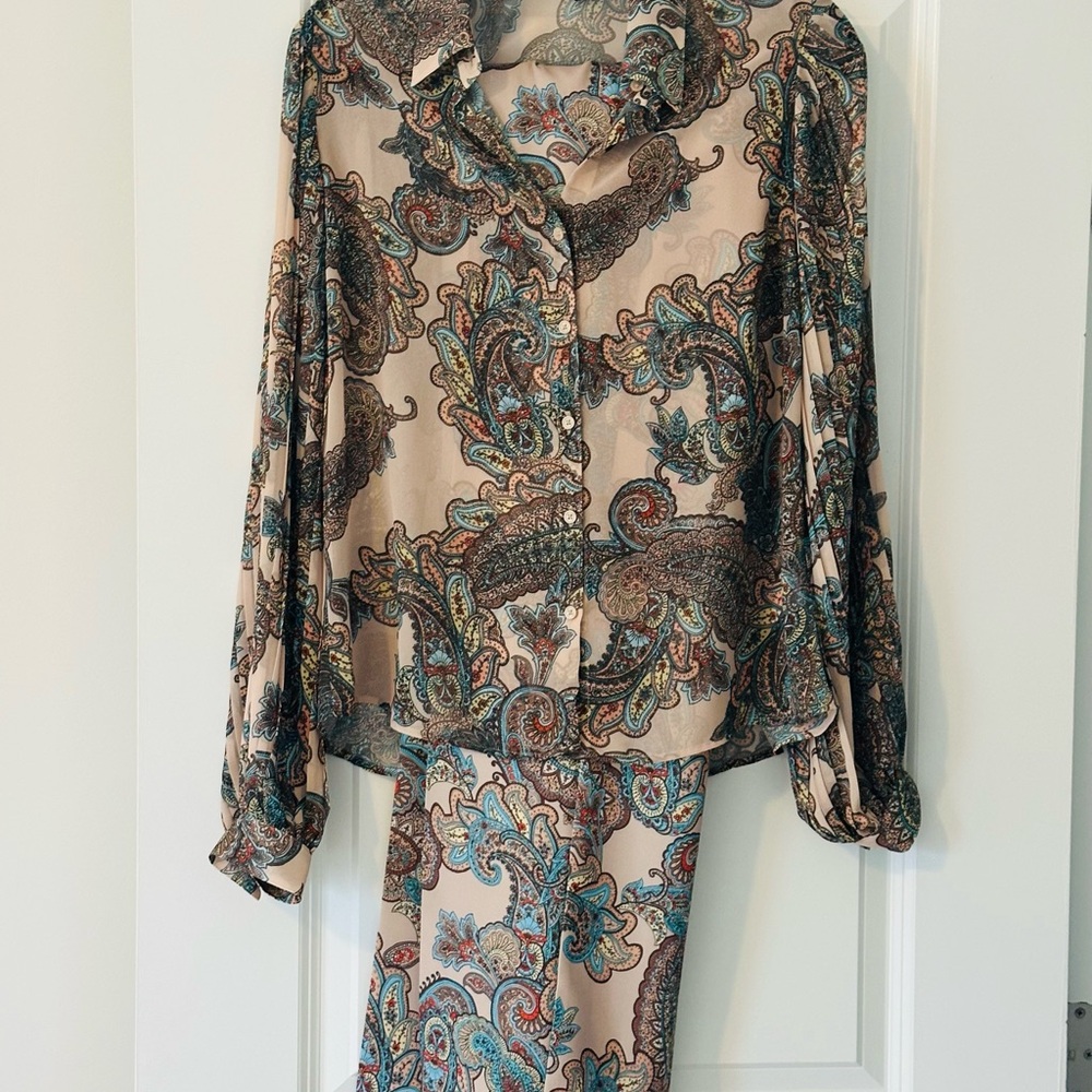 Express Paisley Print Blouse and pants Set - Beige and Teal